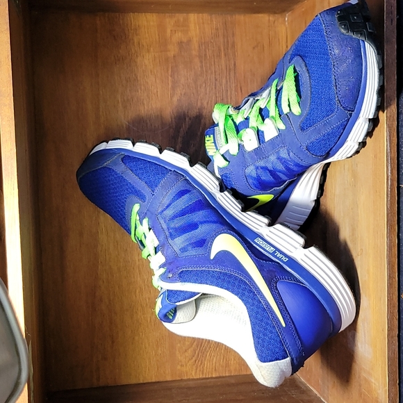 Nike Dual Fushion St2.   Sz 12 - Picture 7 of 9